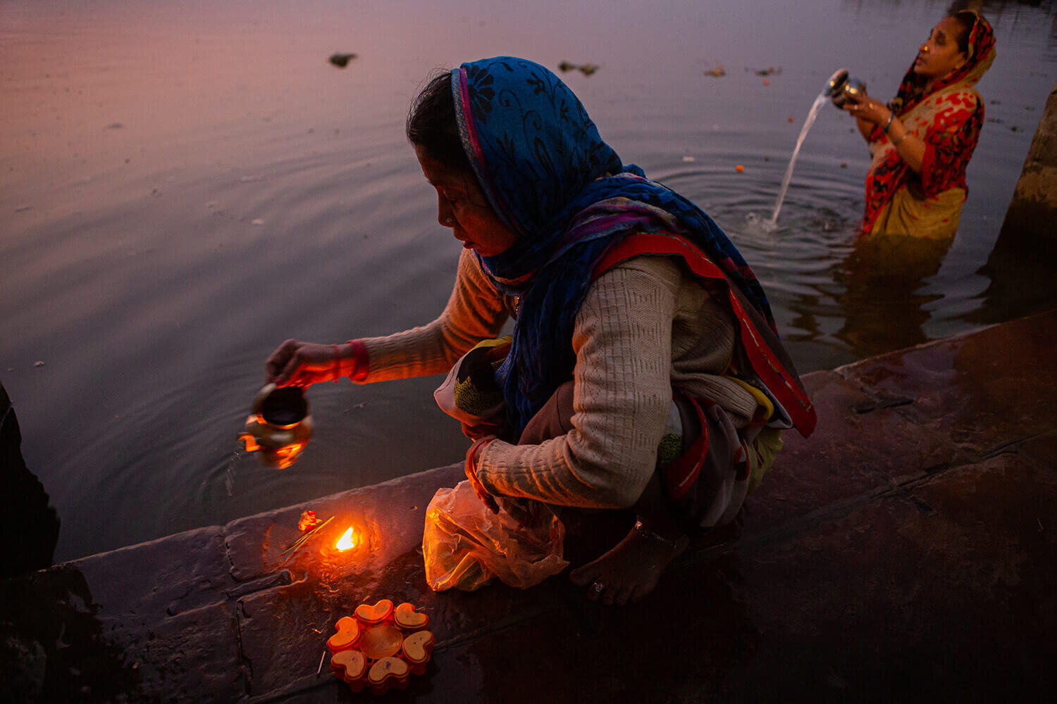 Morning puja in the Great Ganga 