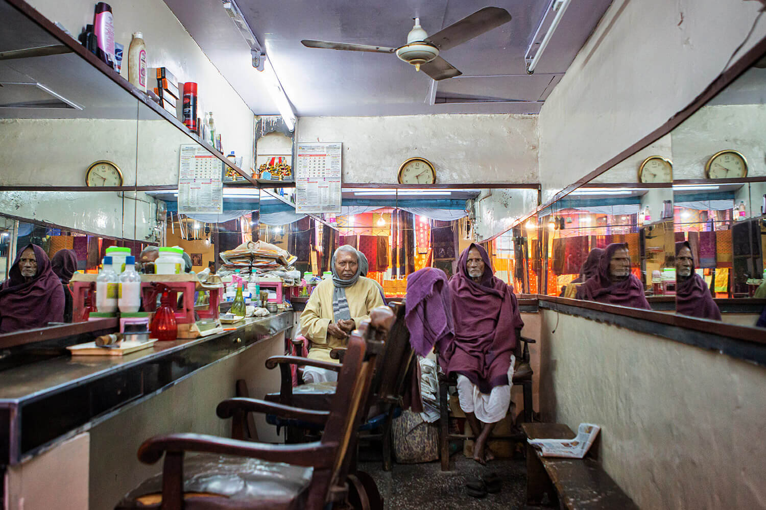 Barber shop in the center of Varanasi 