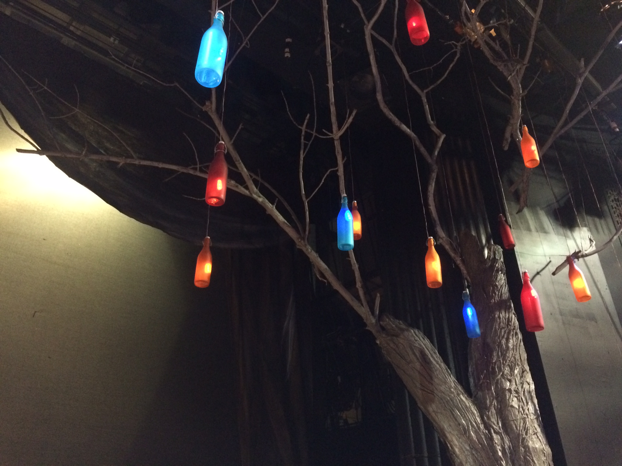 The lights were placed in the air by the electrics crew, and wired together into a decoder. Each of the three color types was independently controllable, allowing for a glittering effect during the show. 