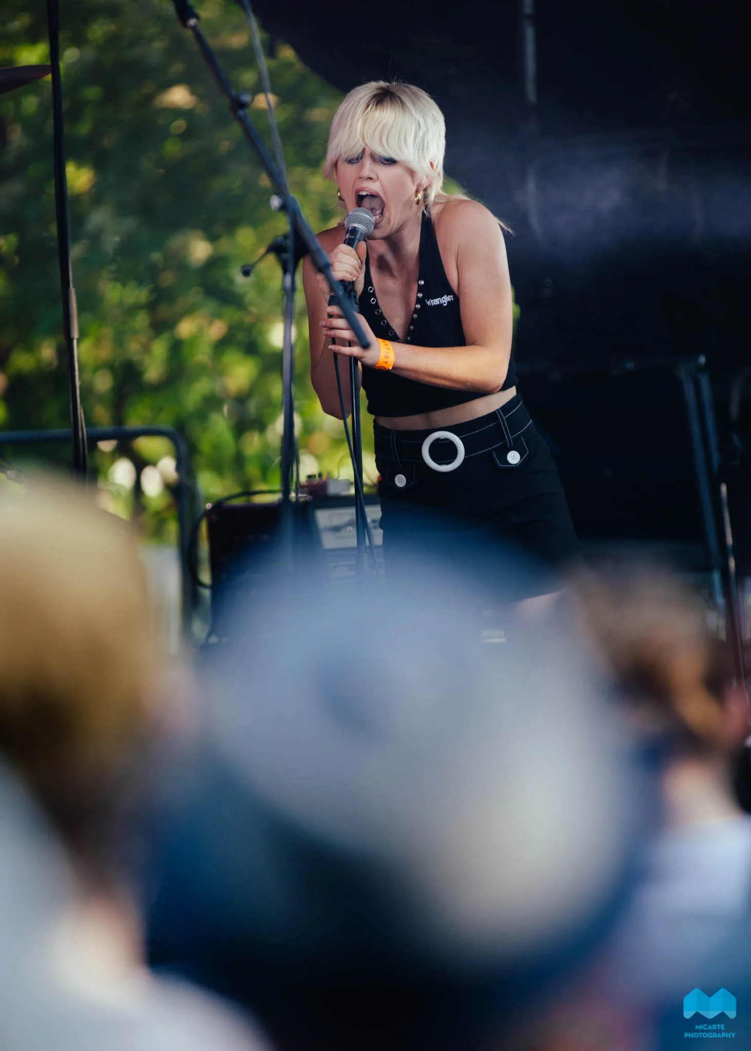 SW19_AMYL_AND_THE_SNIFFERS_PHOTO_MIKA_KIRSI__MG_6998_LR.jpg