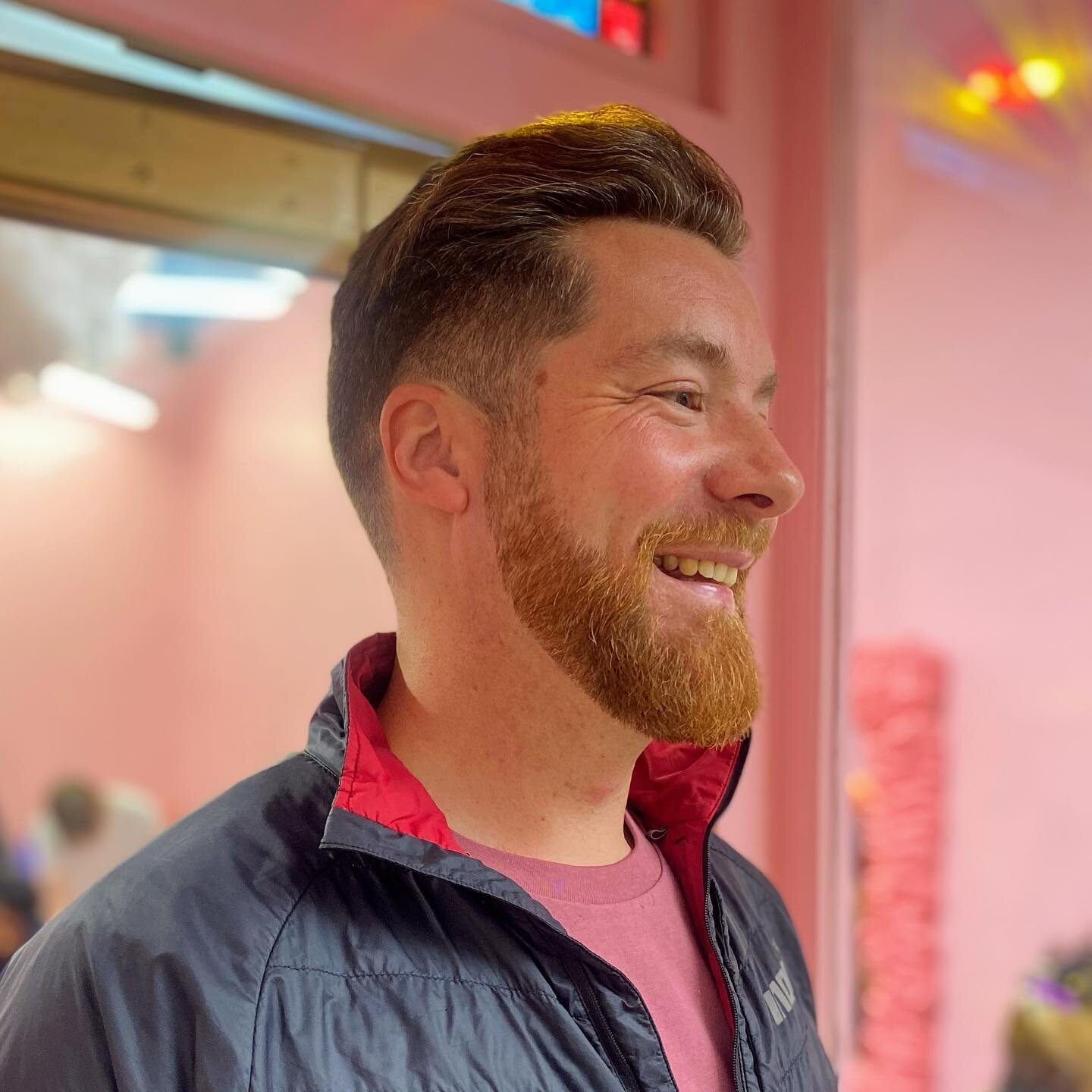 Just gonna leave this handsome bearded guy here&hellip;.
Did we mention we do beards too? 
Might as well book in for a beard and haircut at the same time 
#beardtrims #beardshapeup #shape #happyclient #barbers #rcnq