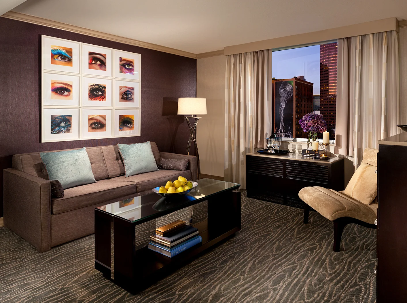Executive Suite 
