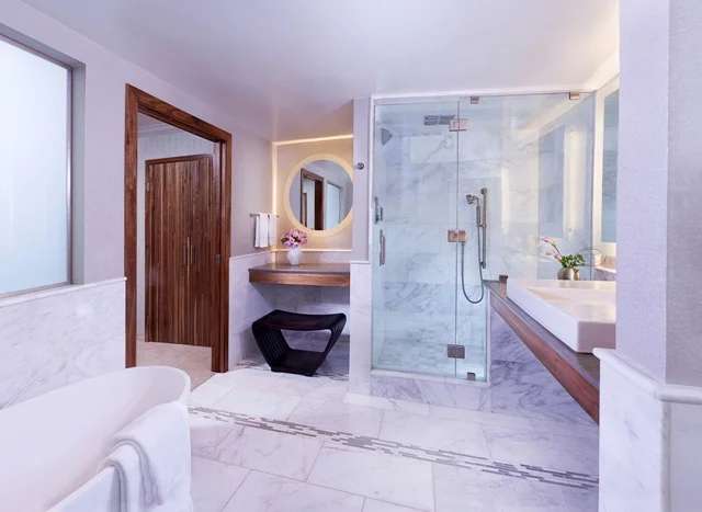 Platinum Suite Bathroom