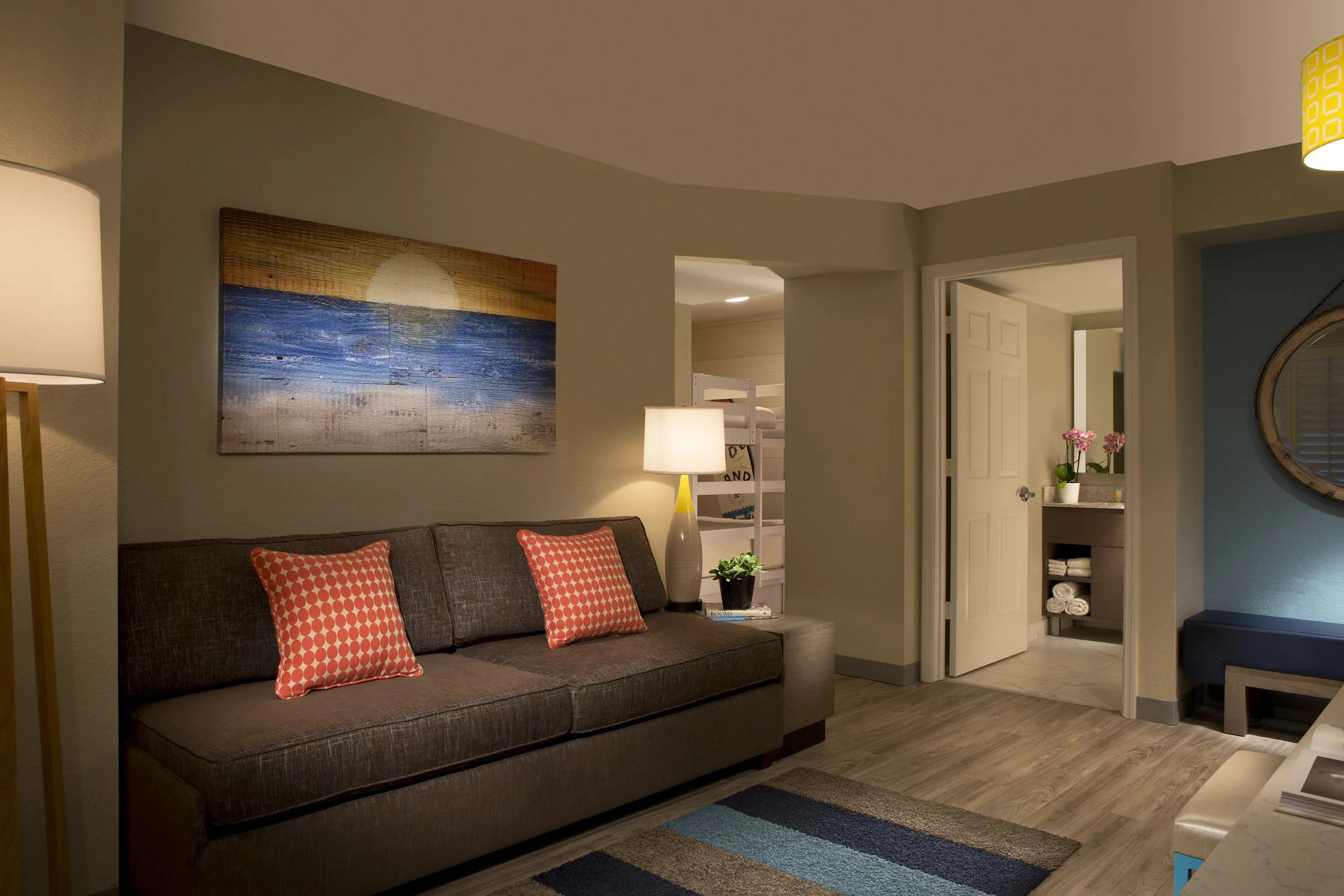 Suite; Living Room