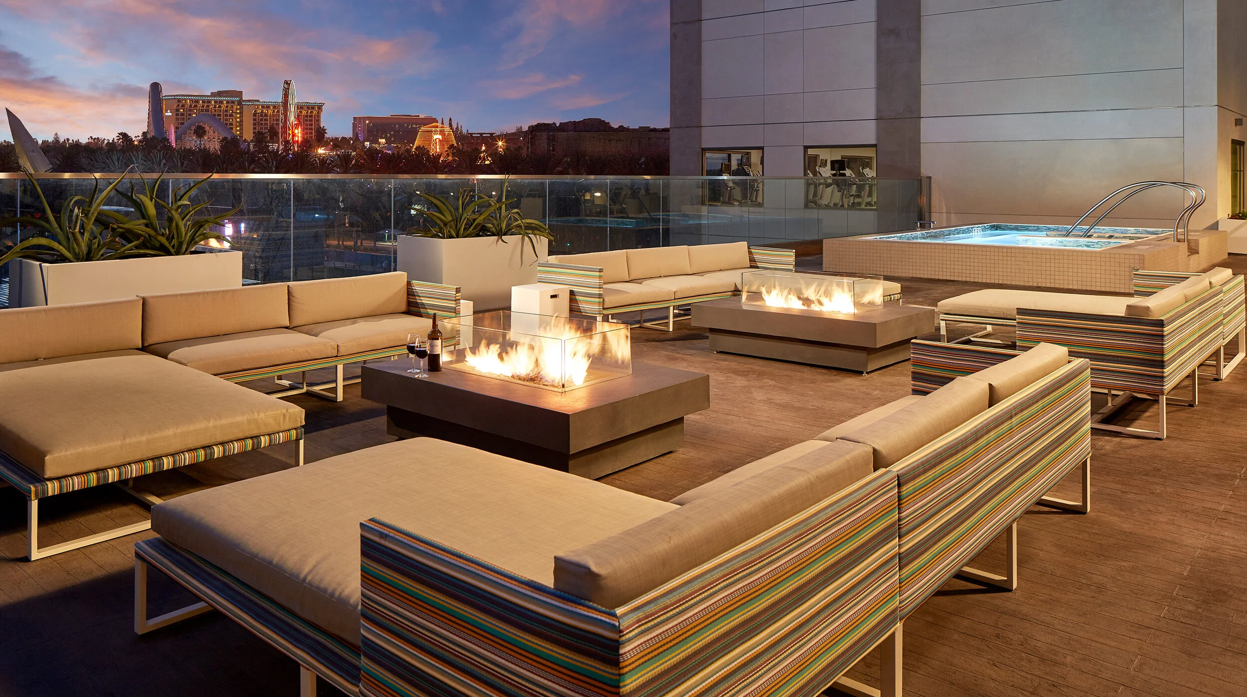 ResiAna_FirePit_NoPeople.jpg