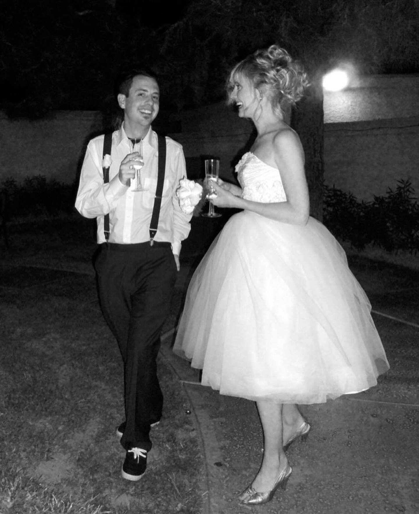 Today is our 14th wedding anniversary! We have been in love and painting together for 19 years! ❤️ 
Falling deeper in love everyday! 
✨🚀👩🏼&zwj;🤝&zwj;👨🏻💘✨
#dabsmylaforever