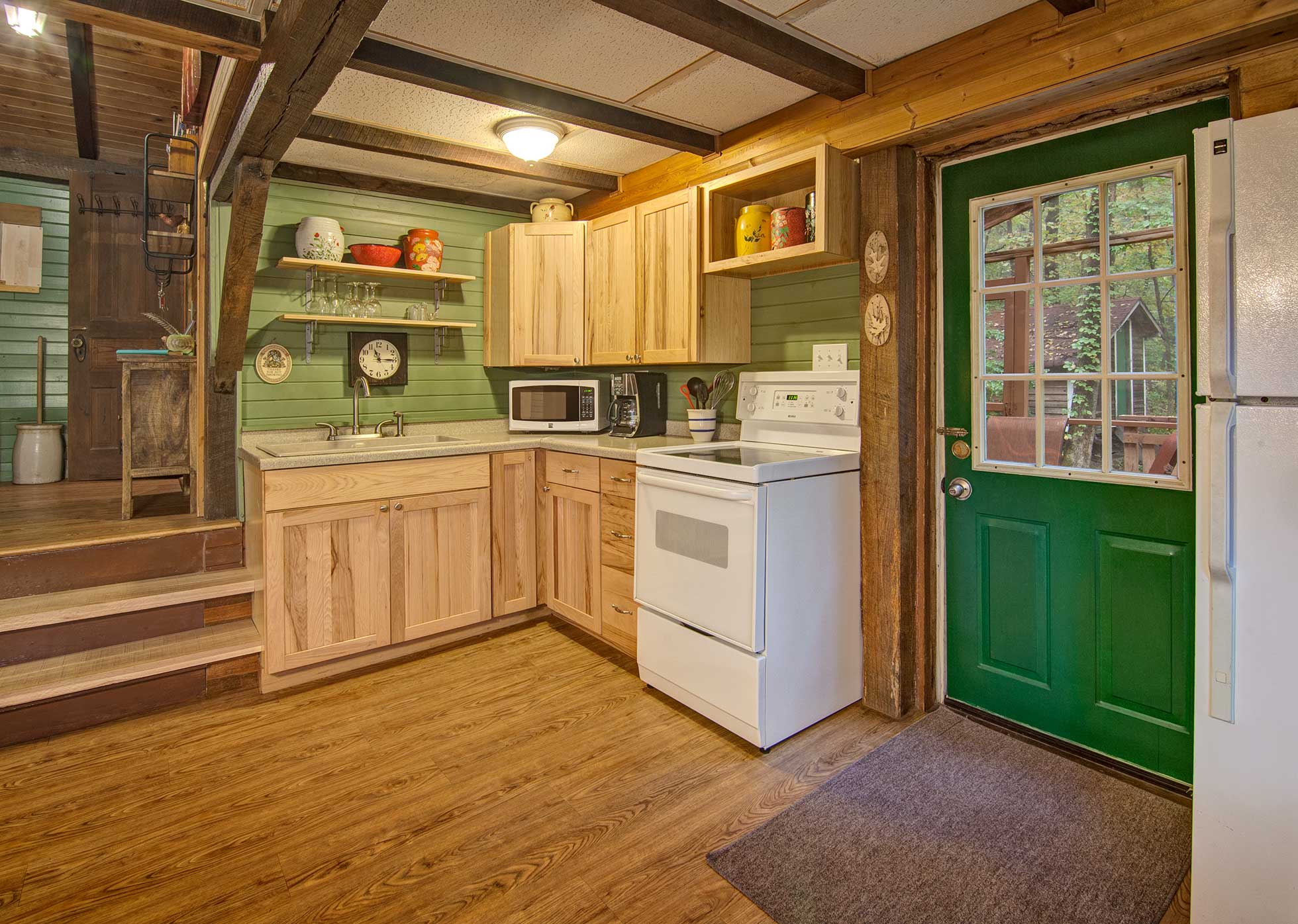 Hillside Cabin — Candlewood Cabins