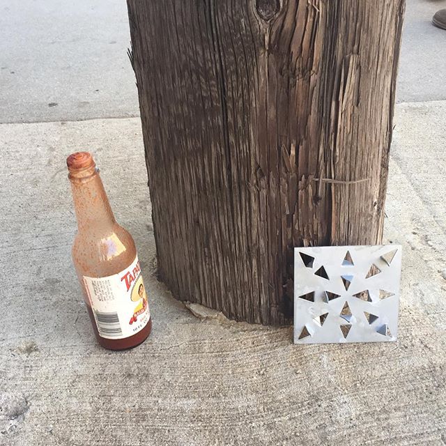 This looks like a trap. Be careful, spread the word.