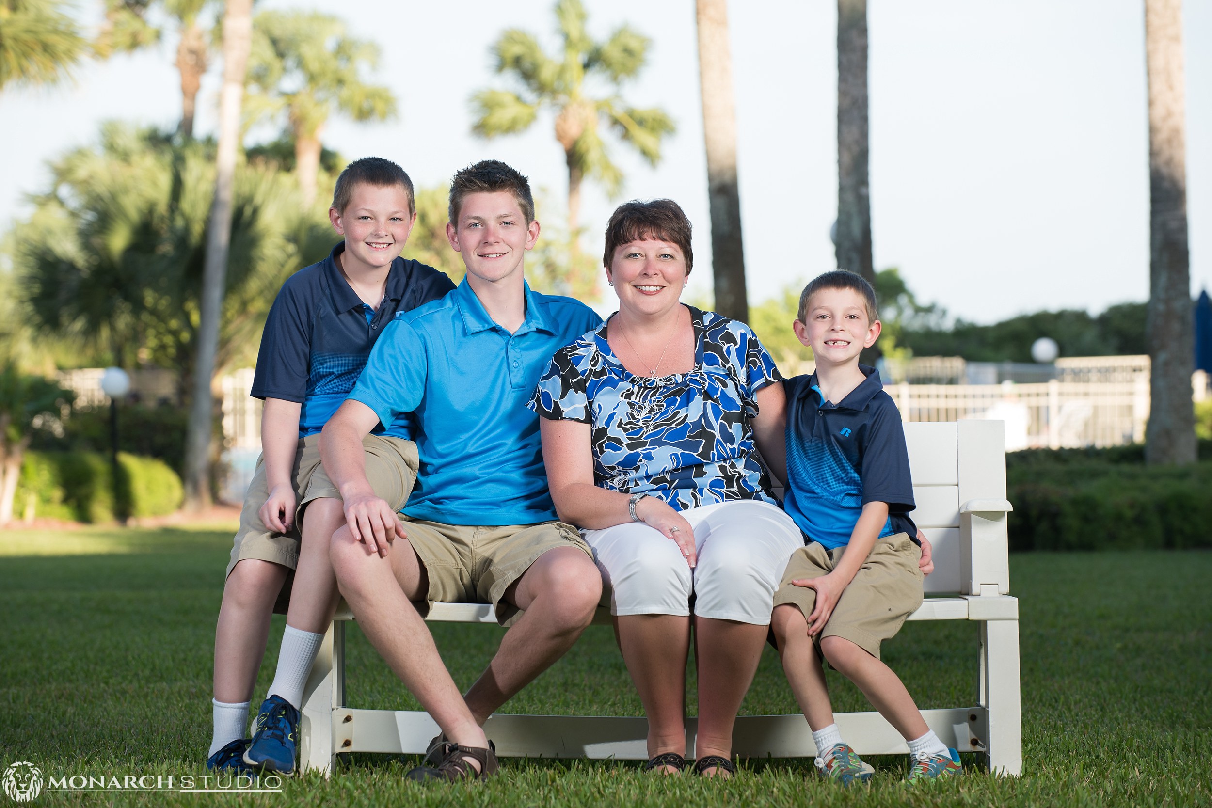 St-Augustine-Beach-Family-Portrait-Photographer_0003.jpg