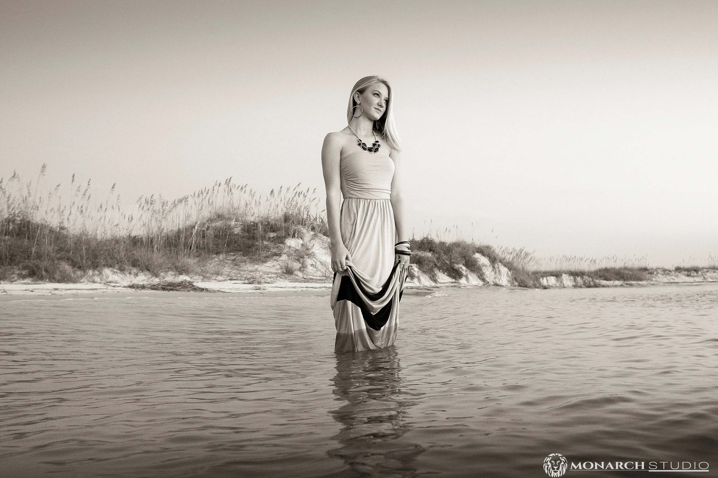 Creekside High School Graduate Laura - Our senior portrait sessions are reflections that will be enjoyed for a lifetime