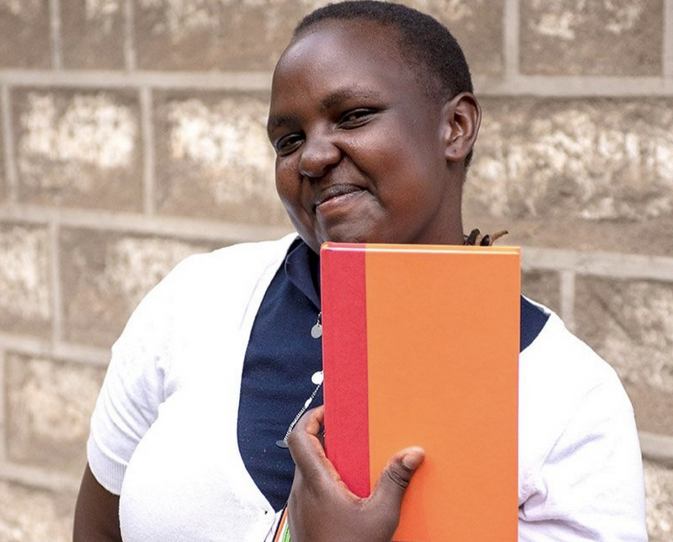 Hellen Organshar: Team Angaza