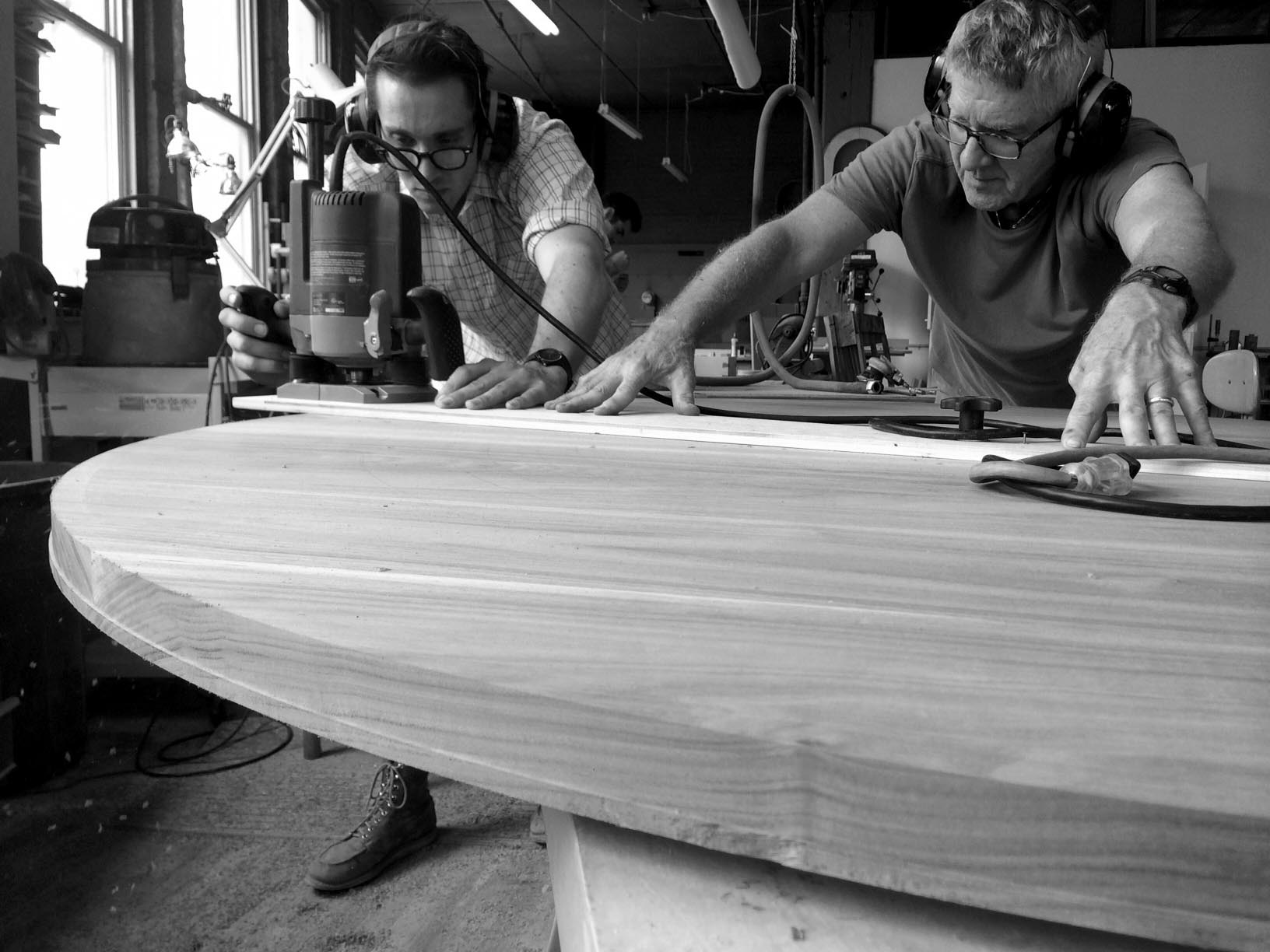 roundting huge table.jpg