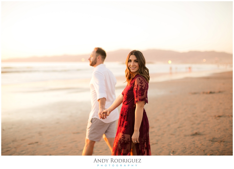 venice-canals-engagement-photos-vanessa-neil_0022.jpg