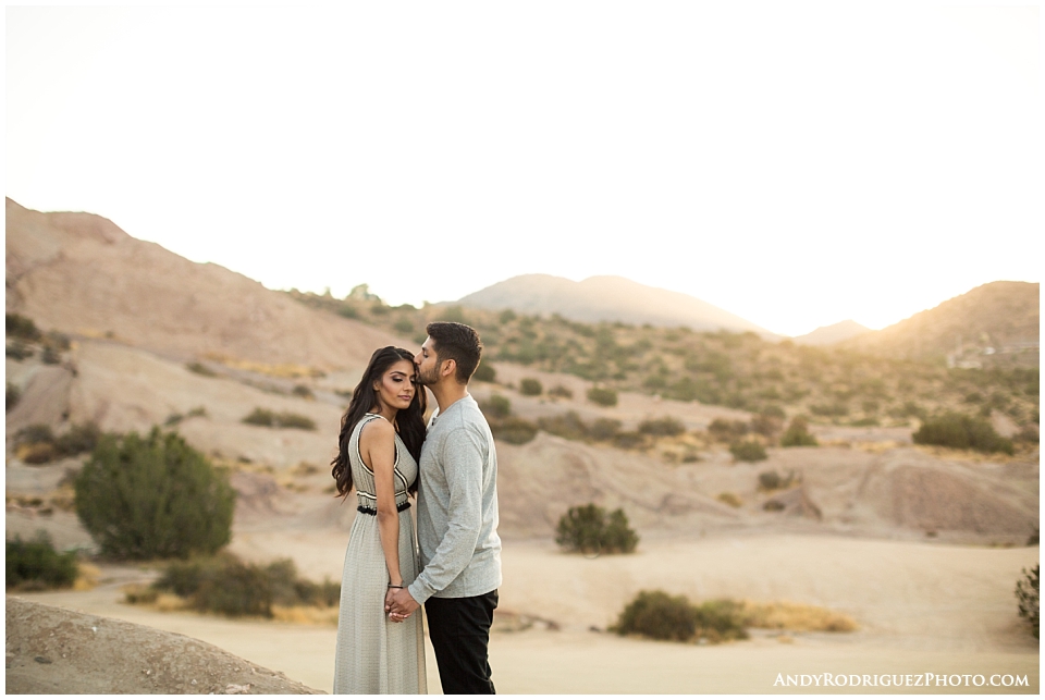 vasquez-rocks-engagement_0008.jpg