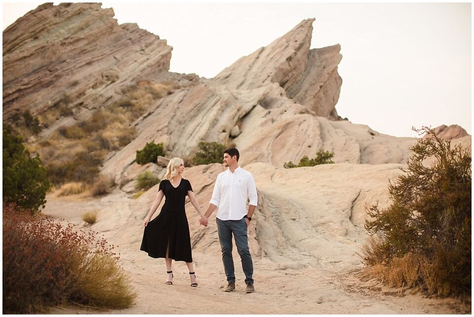 vasquez-rocks-engagement-photos-courtney-vlad_0010.jpg