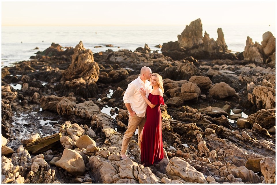 litle-corona-del-mar-engagement-photos_0015.jpg