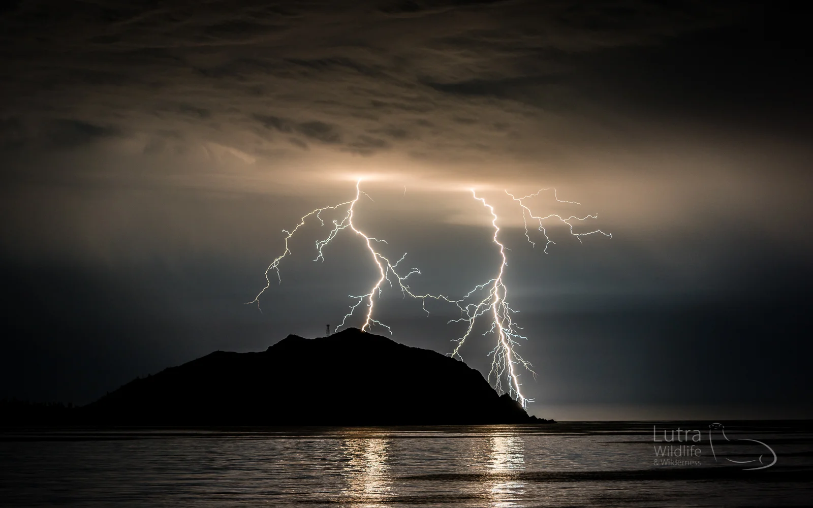 Lighting in the Sea of Cortez