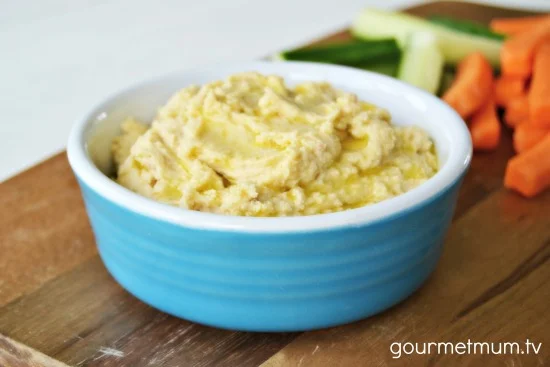 Healthy Picnic Ideas Homemade Houmous.jpg