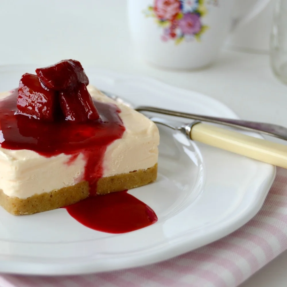 Rhubarb and Custard Cheesecake