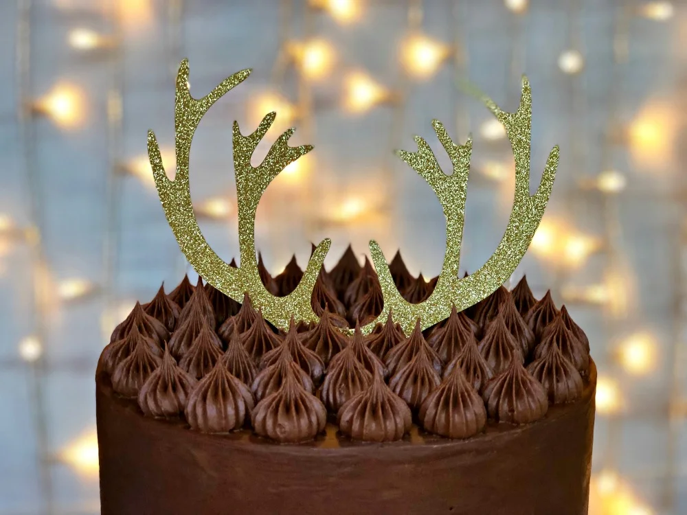 Christmas Chocolate Reindeer Cake 21.jpg