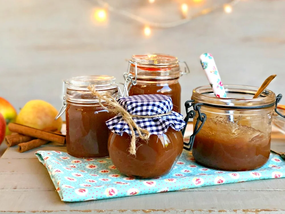 apple and pear spiced jam.jpg