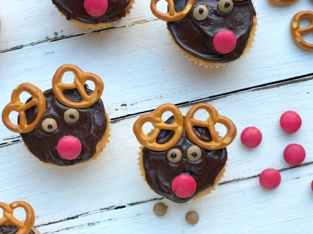 Reindeer cupcakes 2.jpg