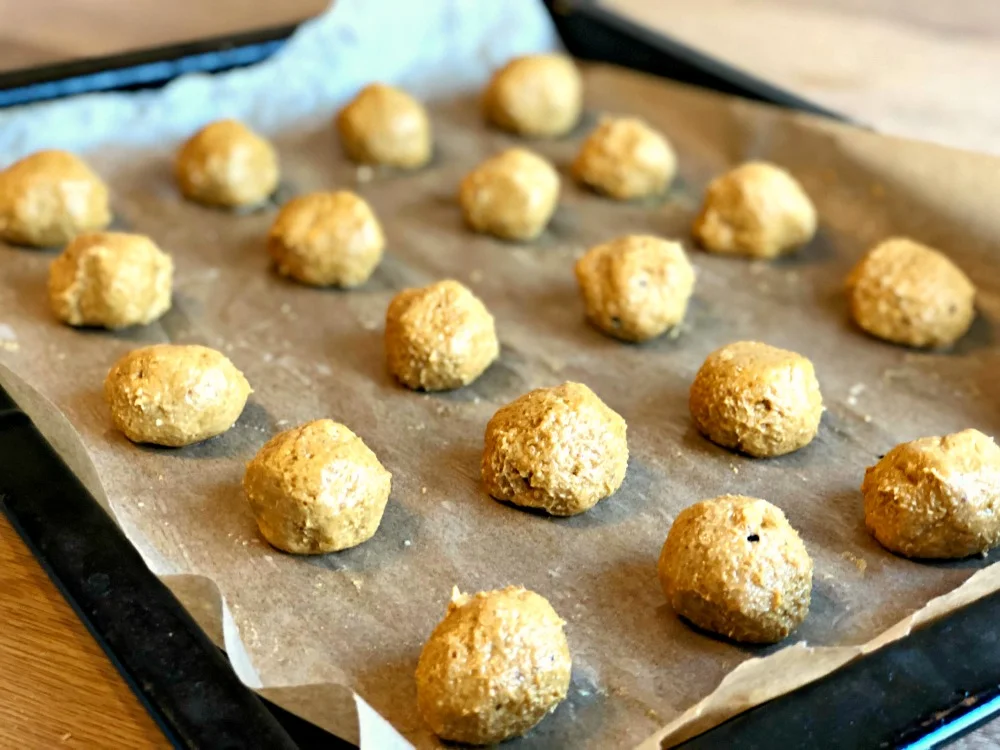 Gluten free sweet potato cookie balls.jpg
