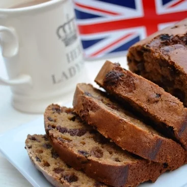 Fat Free Tea Cake {Dairy-Free Tea-Flavoured Fruity Loaf}