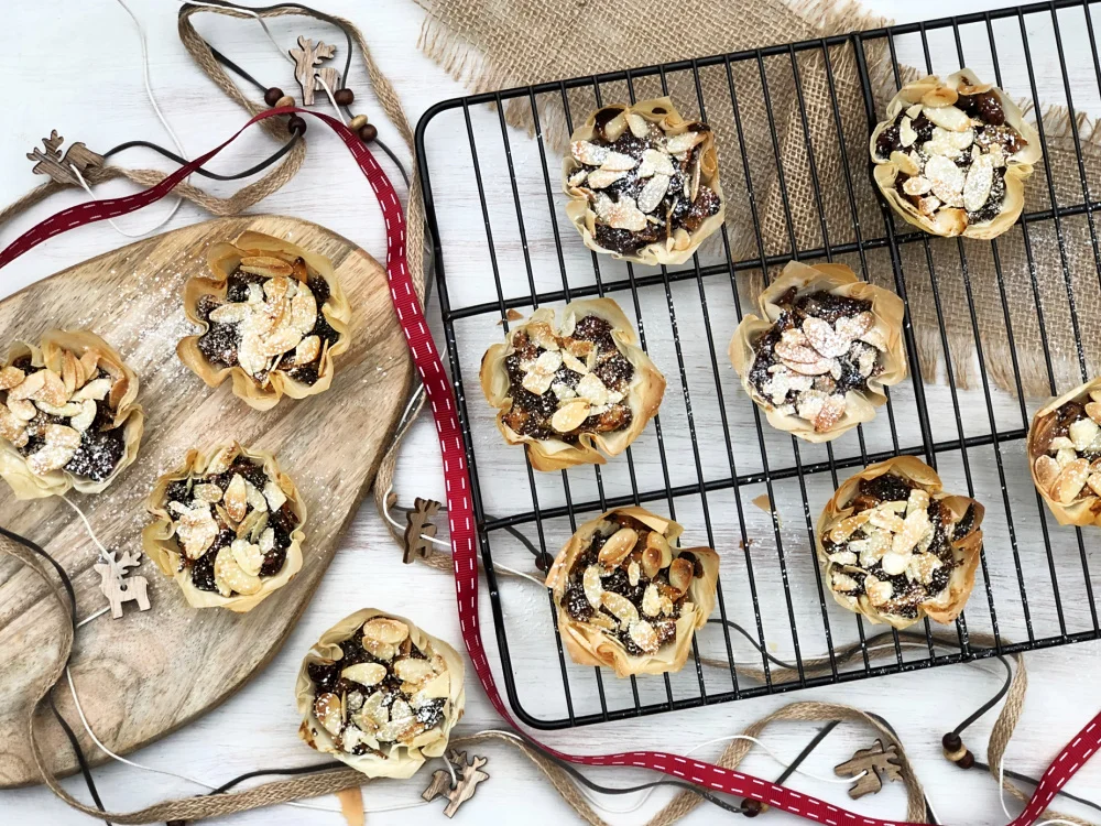 Almond Topped Filo Mince Pies.jpg