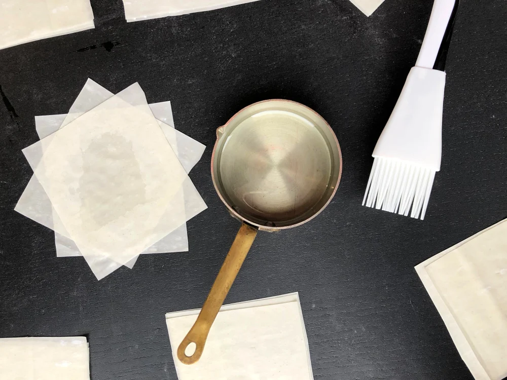 Almond Topped Filo Mince Pies Method 5.jpg