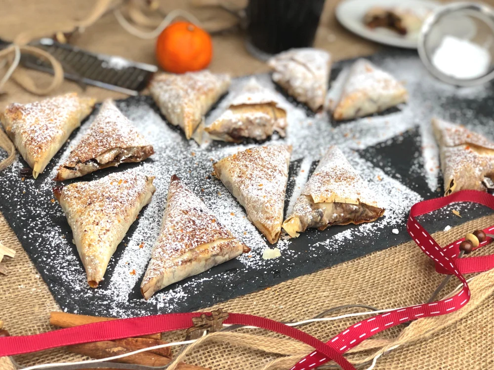 Samosa Mince Pies Made with Filo Pastry.jpg