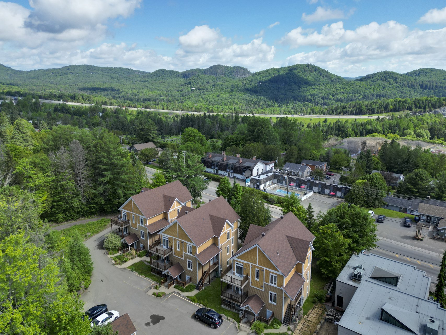 Boul Ste-Adèle-52.jpg