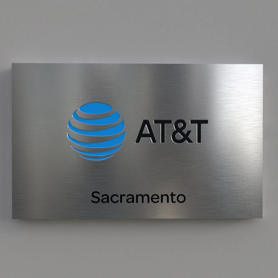 telepresence_sign_ATT_GLOBE_v04.jpg
