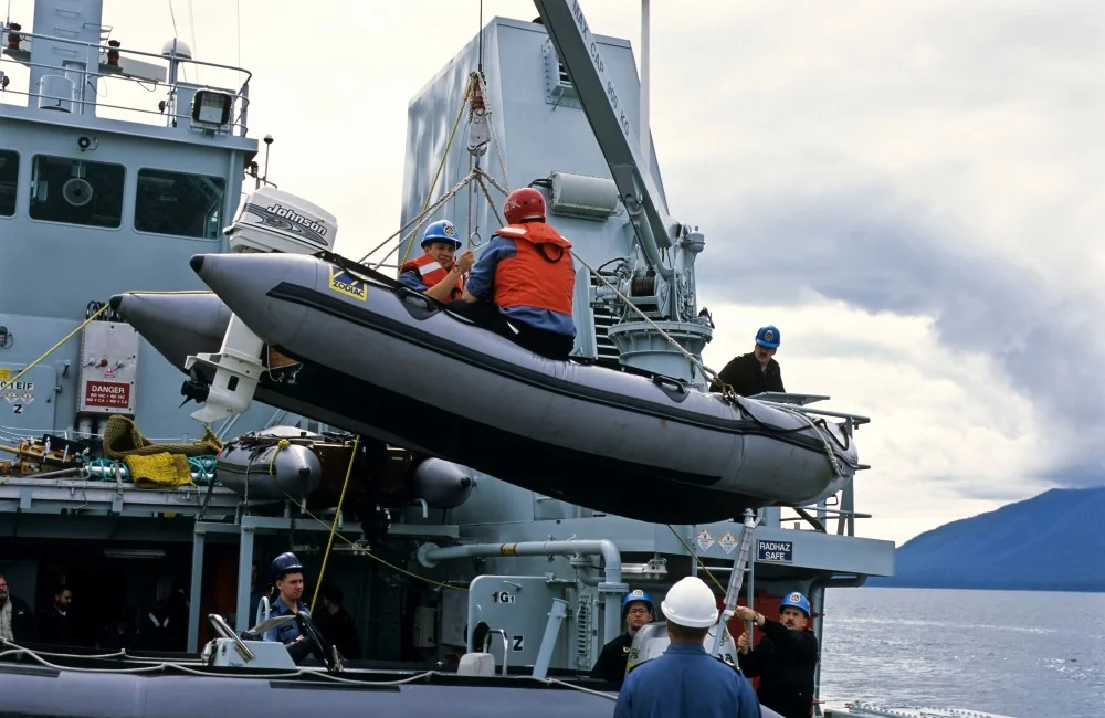 016 ship hmcs edmonton.JPG