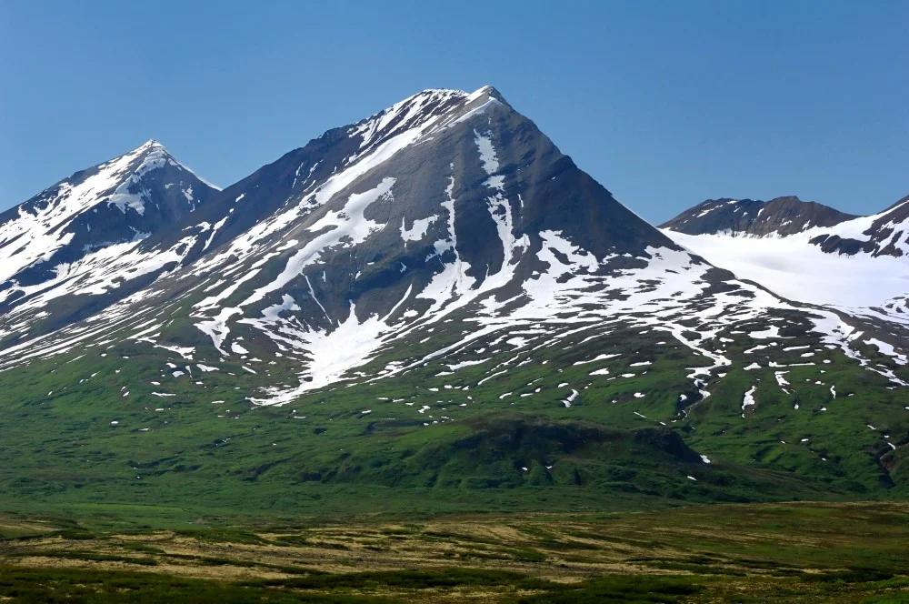 050 mountain range alaska.JPG