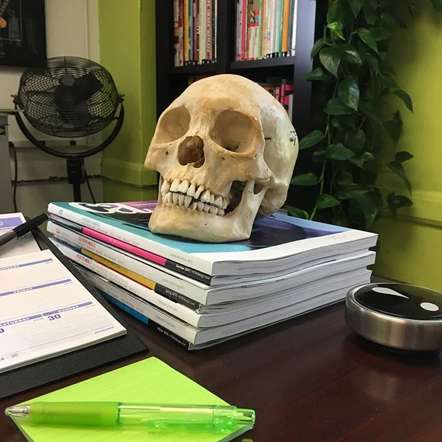 It's been a long week at the office... Ricky didn't make it. #💀 This thing freaks me out. #creepy #itsreal #photoshoot #yorick #skull #isithalloweenyet