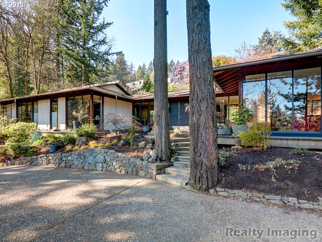 6644 SW PARKHILL DR, Portland, OR 97239