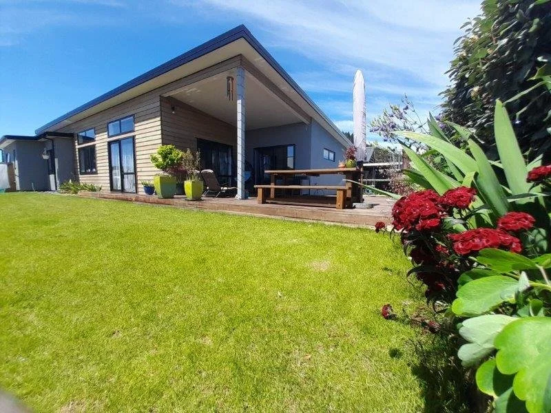 Wanaka House Rentals and Long Term — Home & Co.