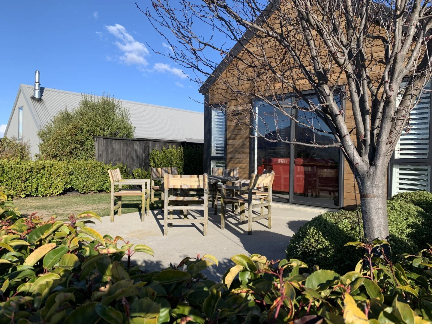 Immaculate Wanaka Home with Stunning Mountain Views