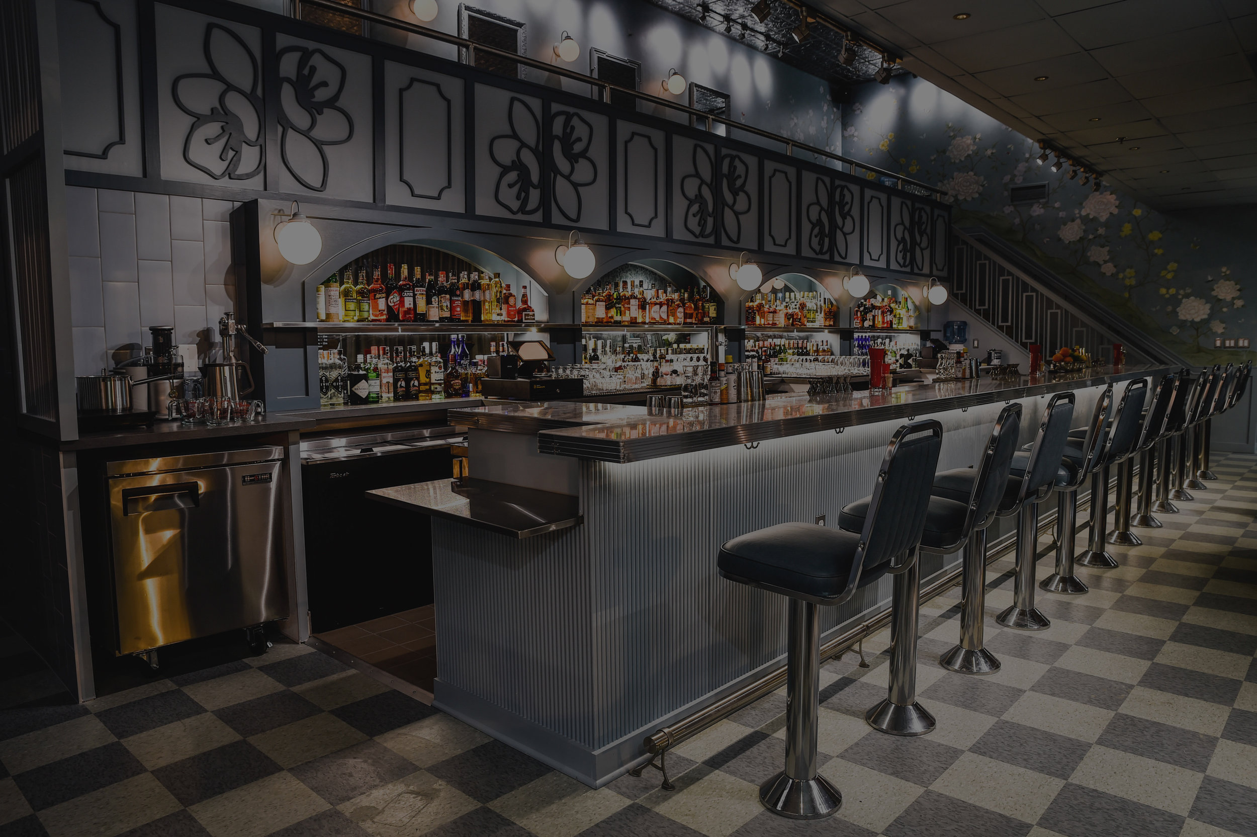Morris-Bar-01.jpg