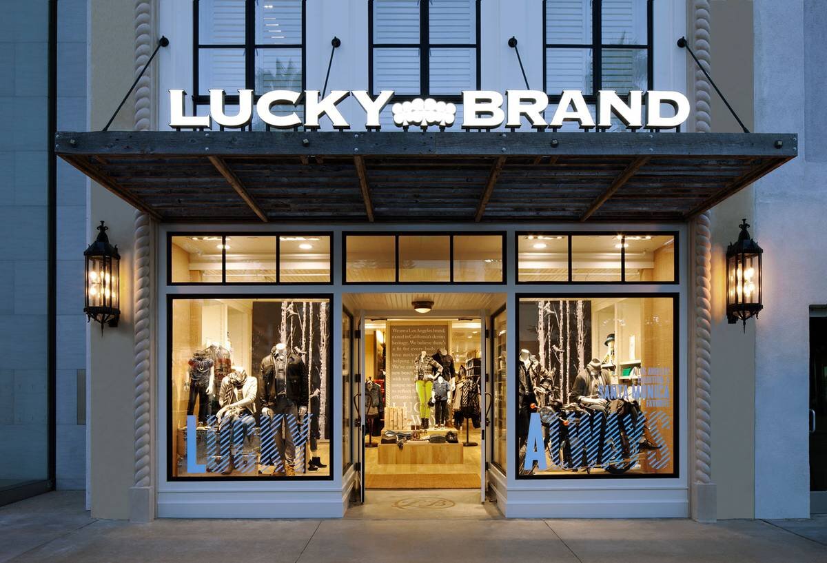 Lucky Brand - In store — Christina Hayn