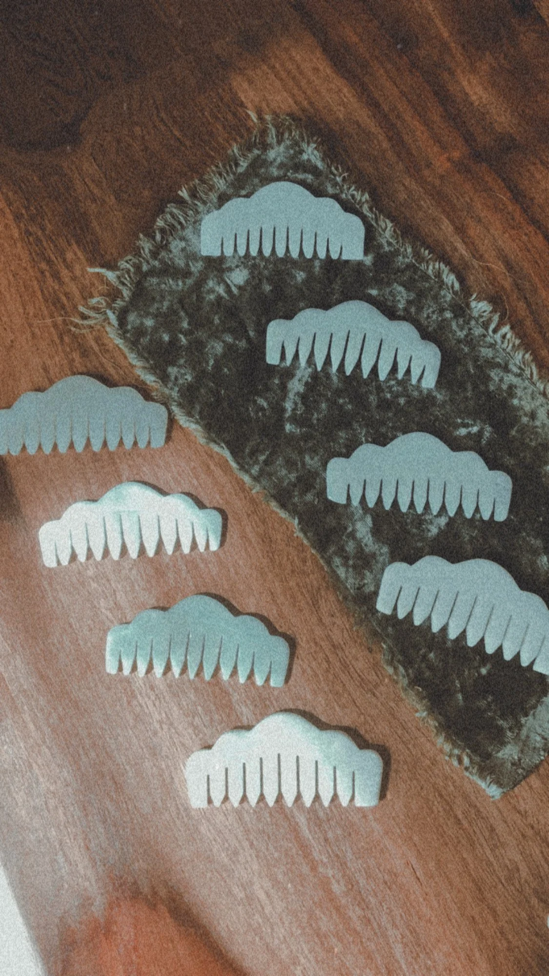 Copyright Inner Sun & Moon - Jade Comb.JPG