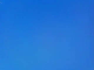 This is how blue the sky.jpg