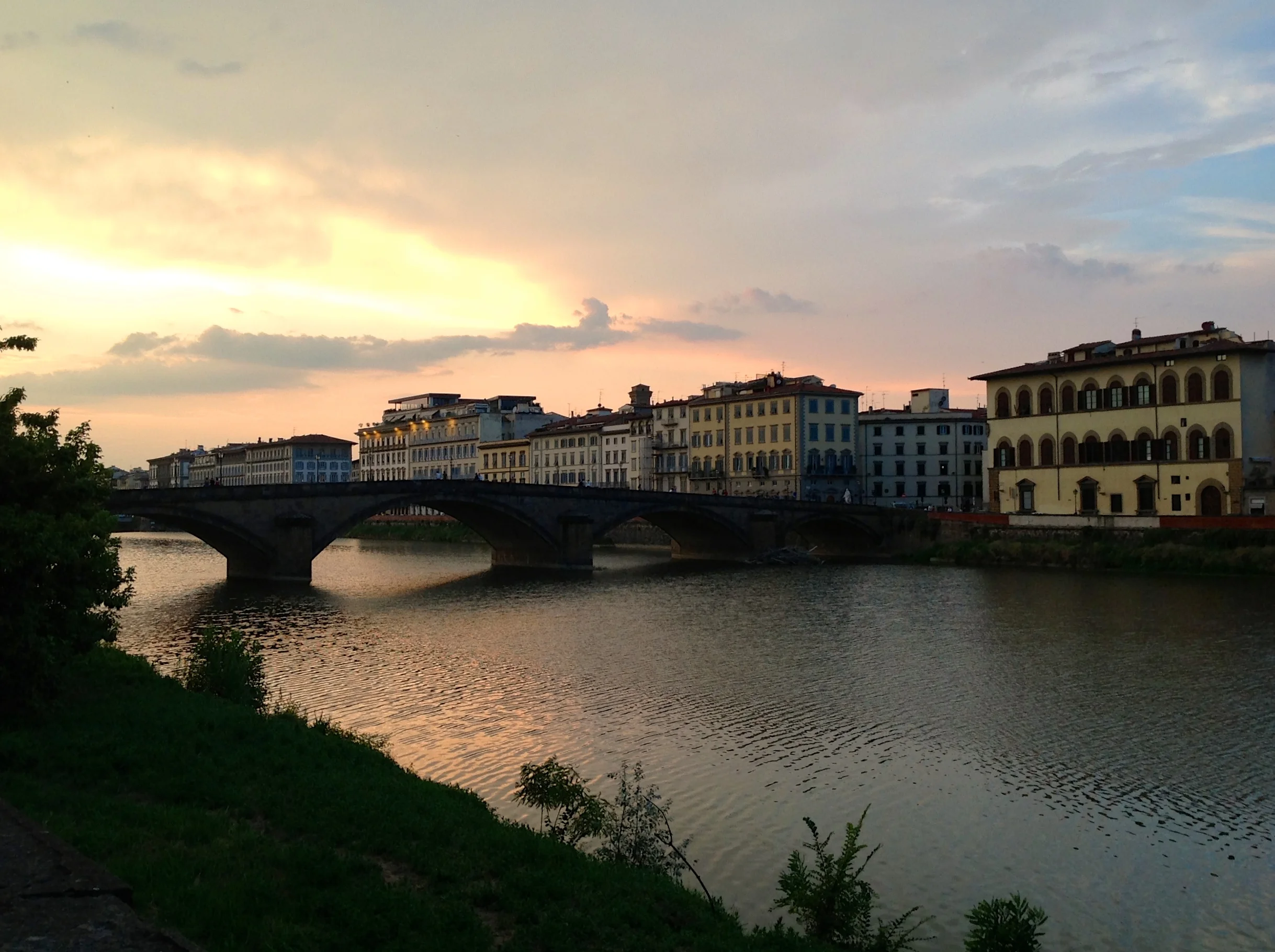 View of Ponte alla Carraia from Ponte Santa Trinita