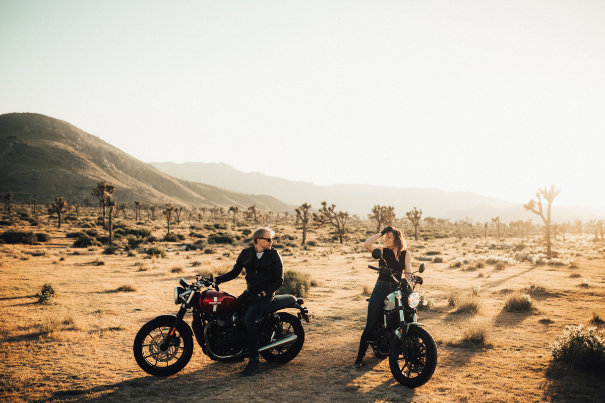 joshua tree motorcycle engagement photos-18.jpg