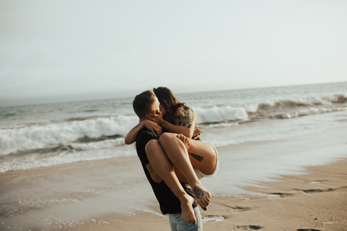 venice beach engagement photos-16.jpg