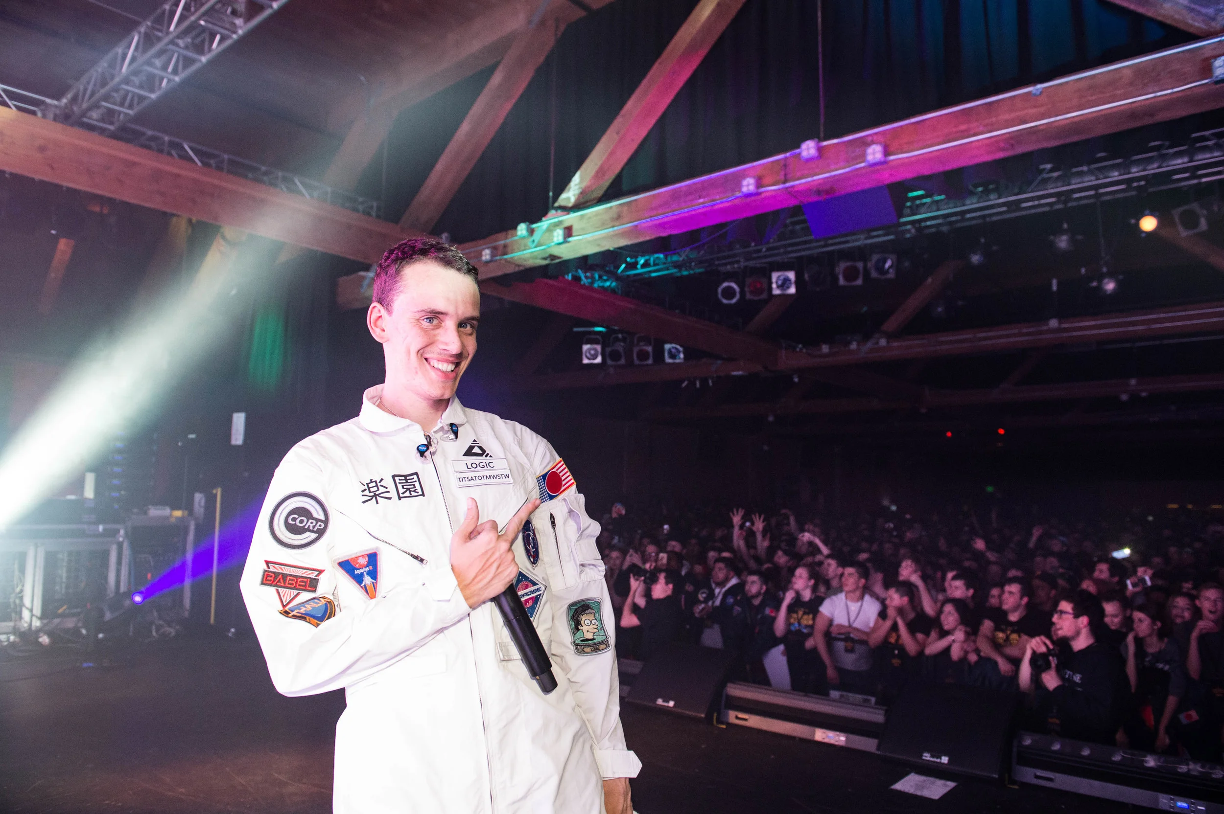 Logic flipping me off mid performance