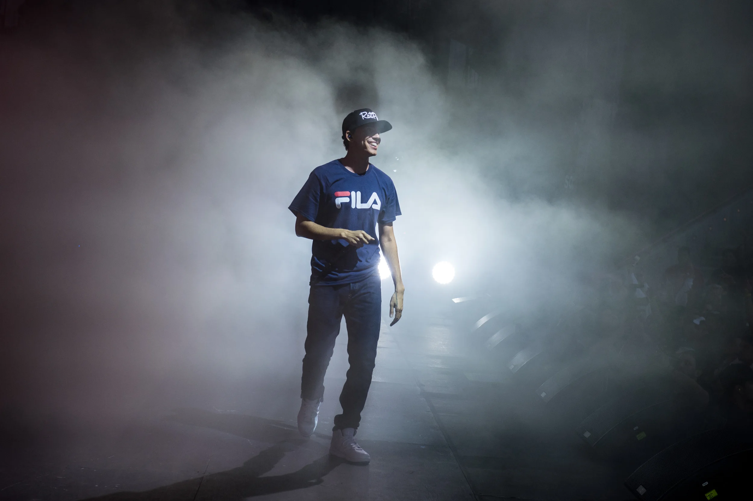 Logic Smiling Mid Set