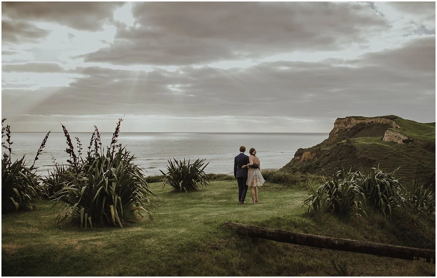 Castaways Resort Auckland wedding LN_0024.jpg