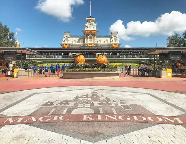 🚨WALT DISNEY WORLD THEME PARK PASS INFORMATION🚨
&mdash;
This morning the Walt Disney World Theme Park Pass reservation system launched, and even though I&rsquo;ve been able to secure my reservations for an upcoming resort stay I know a lot of you h